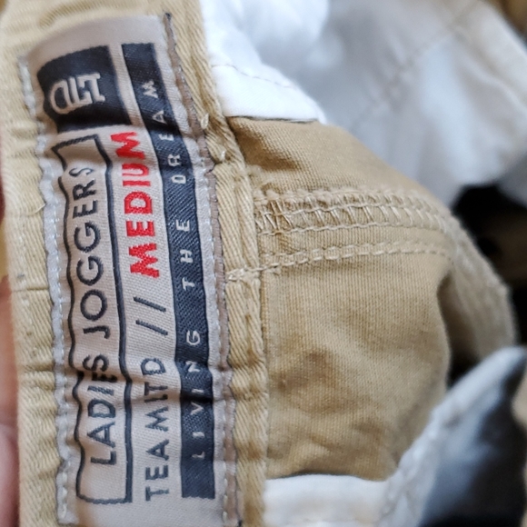 Ladies joggers - Picture 9 of 9